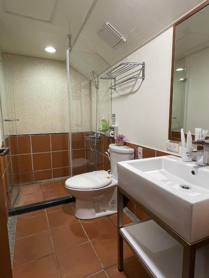 Hotel 左營蓮潭郭家百年古厝 Kaohsiung Zewnętrze zdjęcie