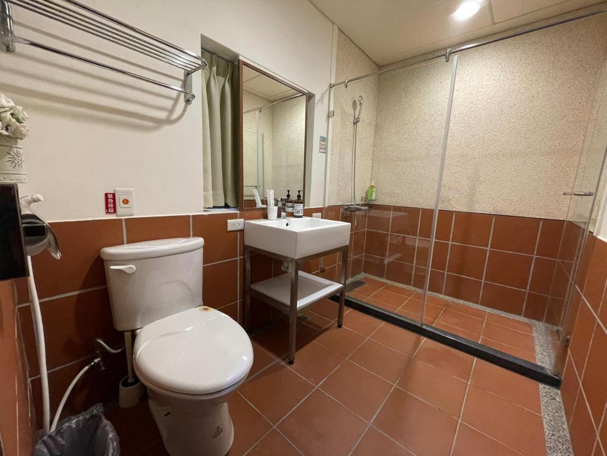 Hotel 左營蓮潭郭家百年古厝 Kaohsiung Zewnętrze zdjęcie