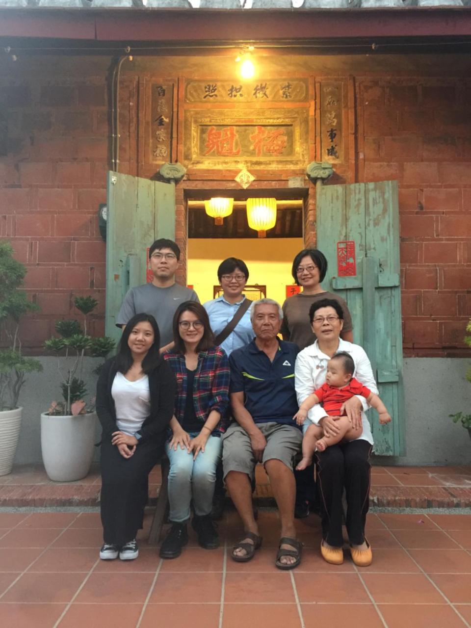 Hotel 左營蓮潭郭家百年古厝 Kaohsiung Zewnętrze zdjęcie